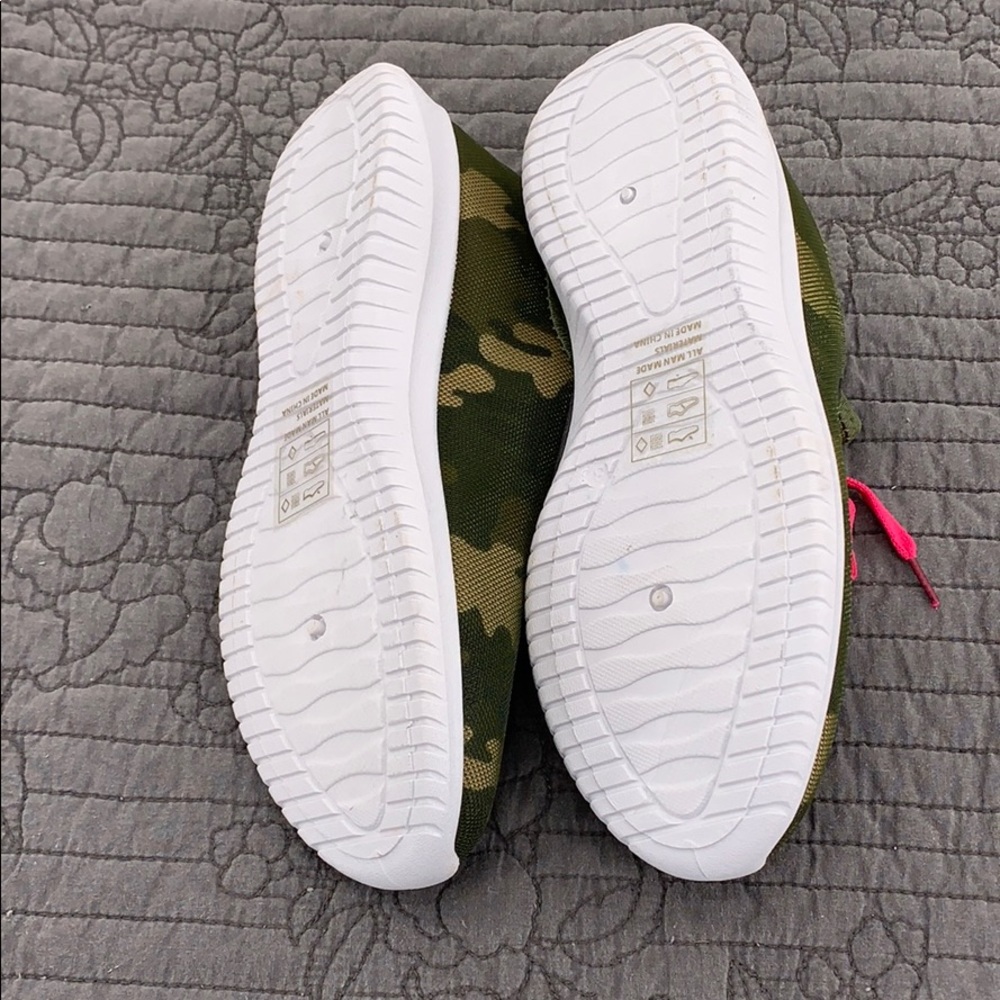 Zone Pro Camo Shoes - Picture 5 of 6